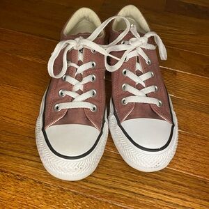 Size 5 Pink Converse